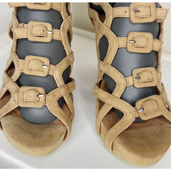 L'amour Des Pieds Ivanna Womens Suede Wedge Platform Sandals Heels Size 6.5 Tan - Picture 2 of 8